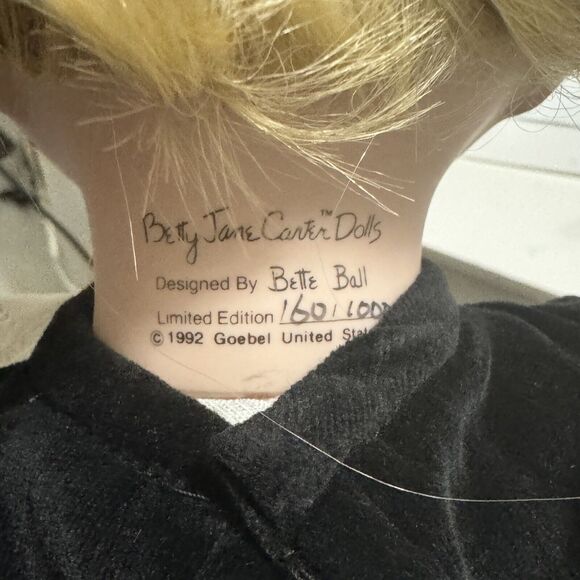 Goebel Porcelain Doll ANDREA 1992 Betty Jane Carter Bette Ball #160/1000 17" - Picture 3 of 16